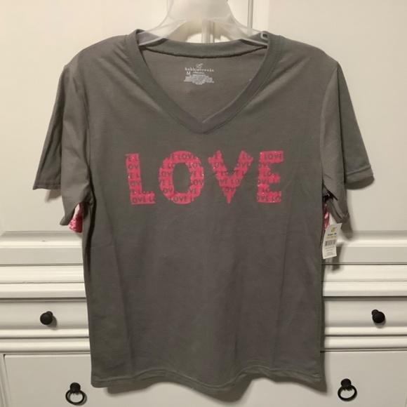 NWT ladies Medium 2 pc short pj set, gray love top and velvety pink shorts - Picture 5 of 8